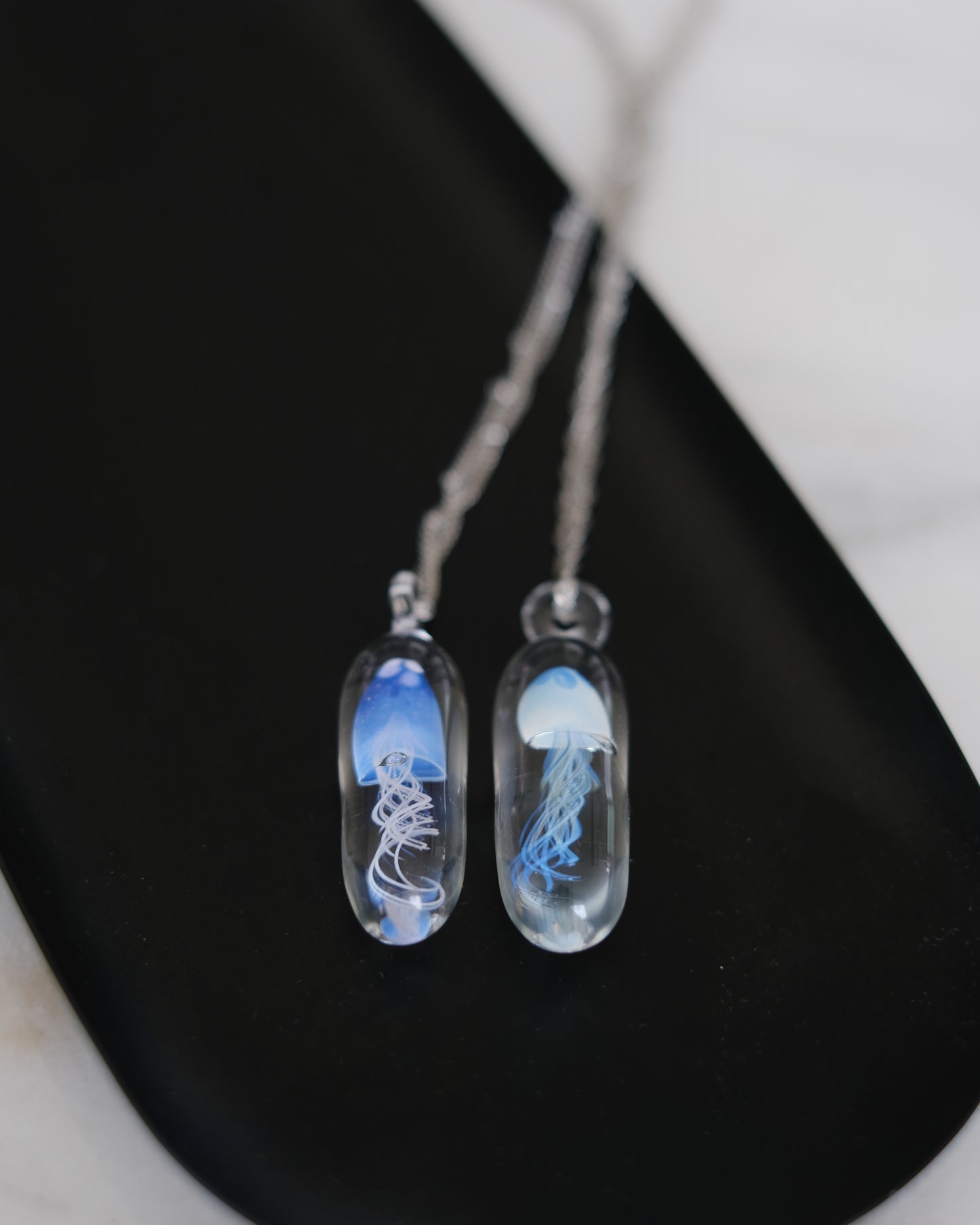 Jellyfish Glass Necklace – Drift