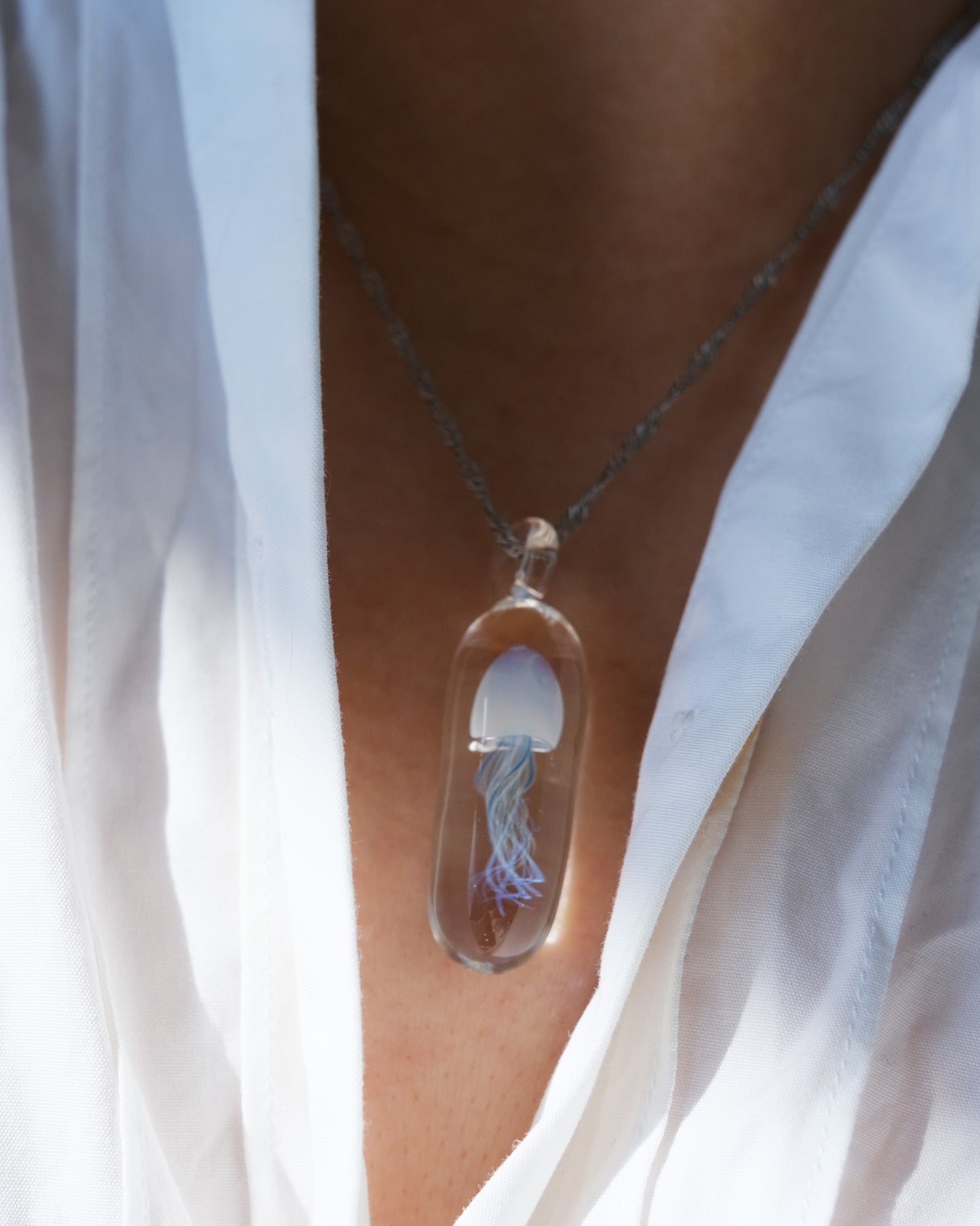 Jellyfish Glass Necklace – Foam
